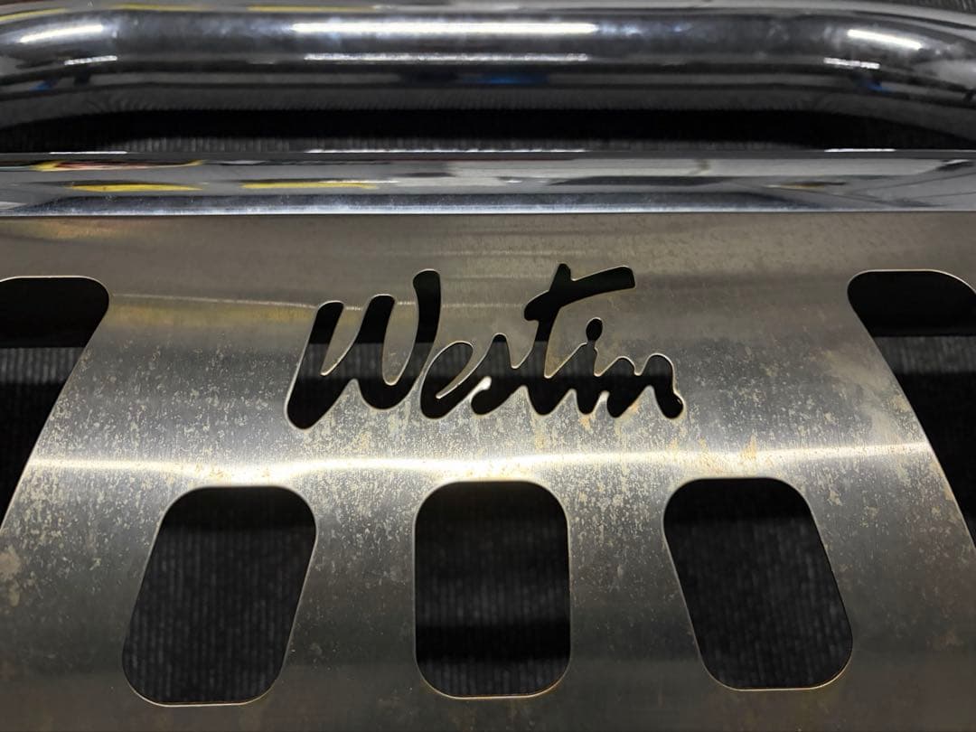 タンドラ　ブルバー Westin