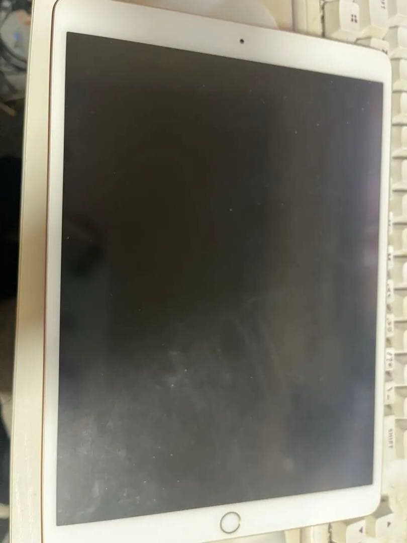 【値下げ】iPad air Wi-Fi 第3世代 256GB ゴールドおまけ付き