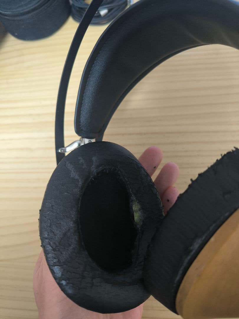 ヘッドホン Meze Audio 99 Classics