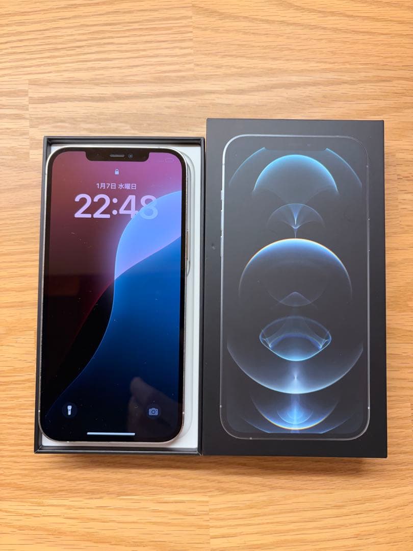 Apple iPhone 12 Pro Max 256GB シルバー