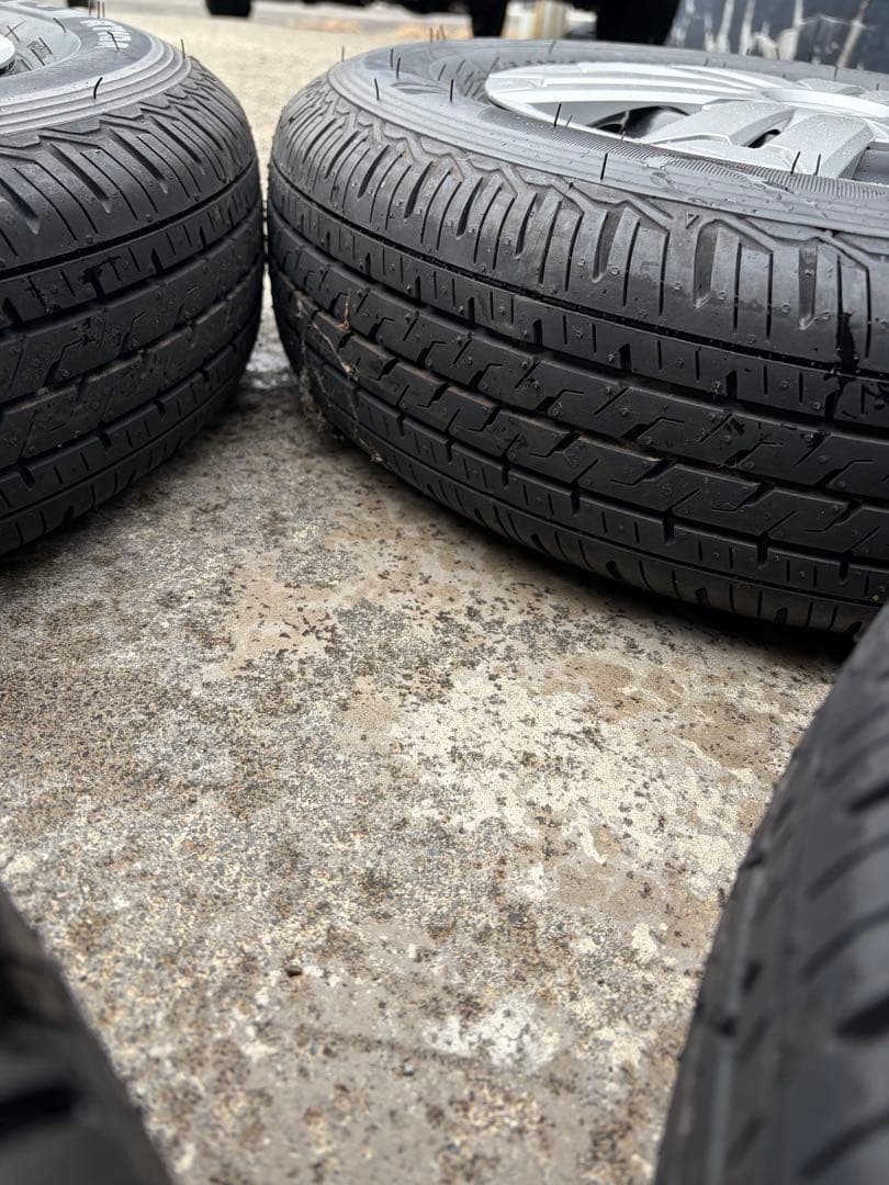 ダイハツアトレー純正ホイール＆タイヤ4本セット 新車外し 美品 12インチ