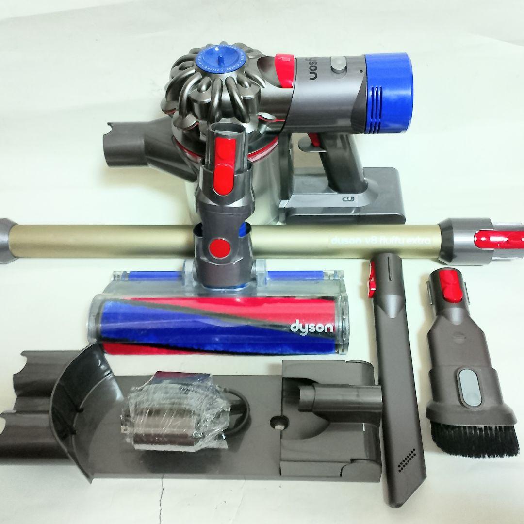 Dyson　V8 fluffy extra　サイクロンクリーナー