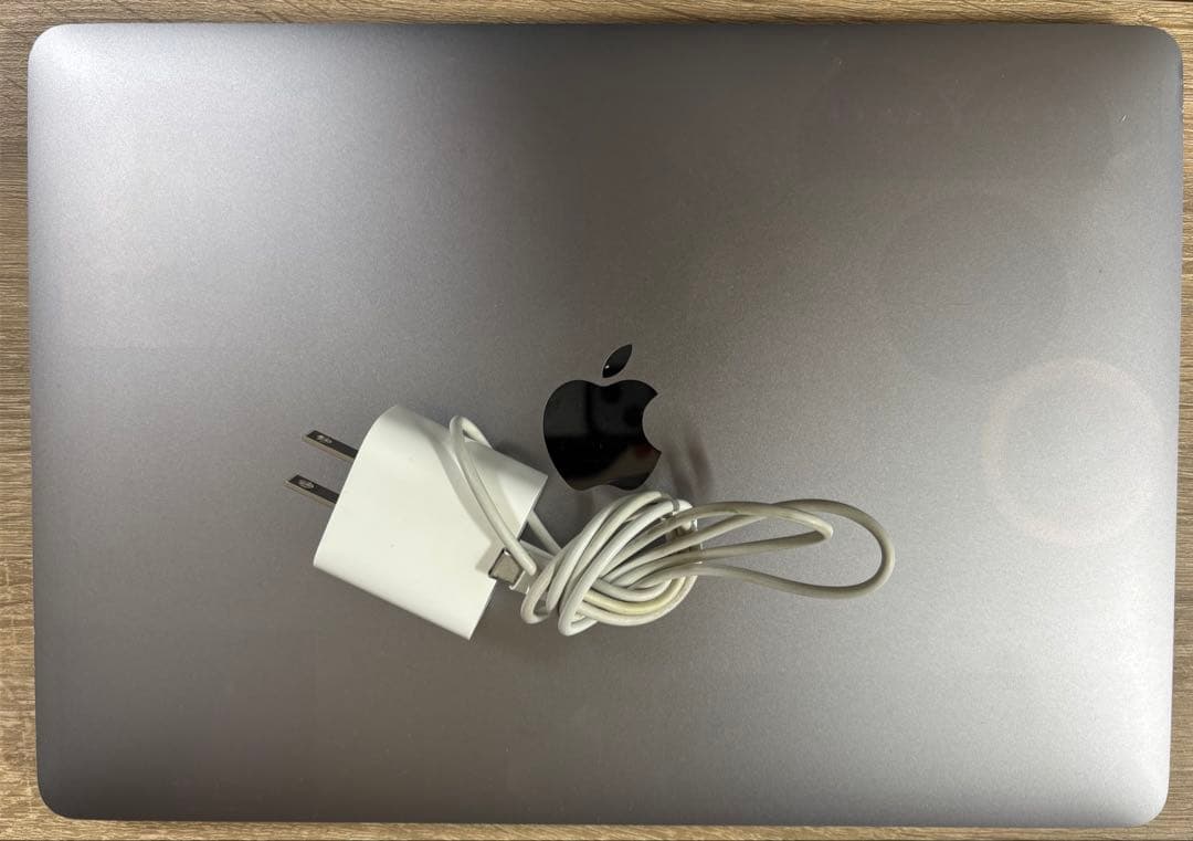 MacBook Air 2020 (SSD 256GB , メモリ16GB)