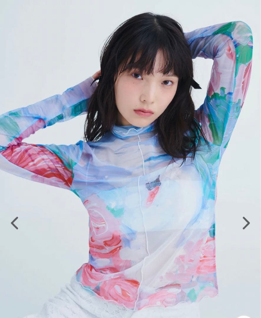 poppy あさぎーにょ　スワンシースルートップス　フラワー 花柄