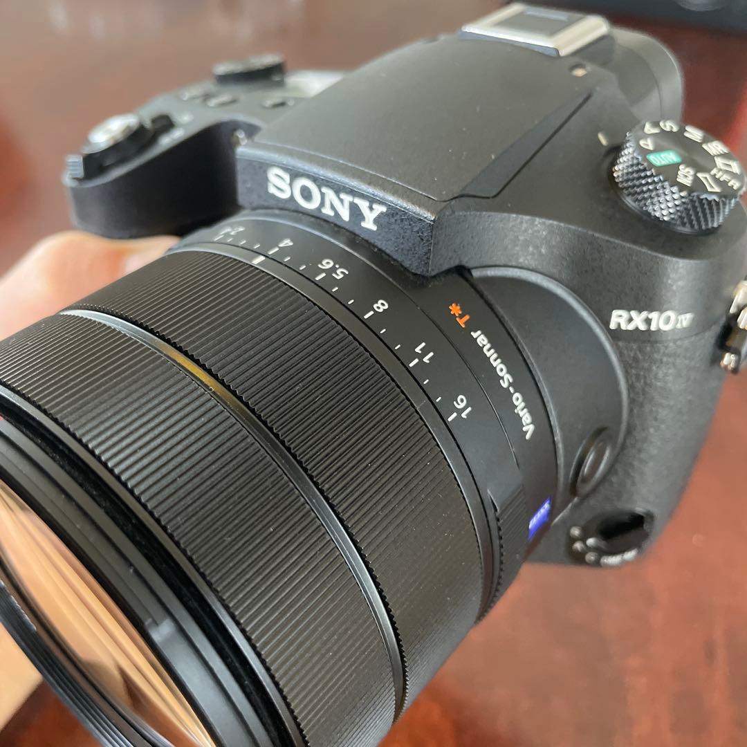 【良品】 SONY Cyber-shot DSC-RX10M4