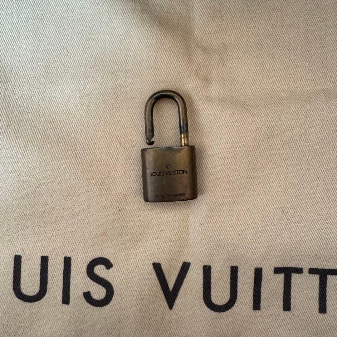 LOUIS VUITTON スピーディ35