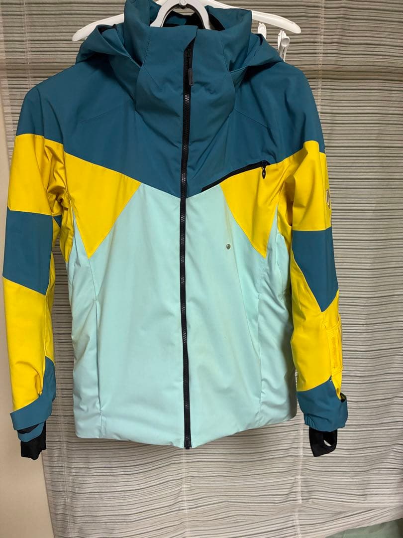 デサントスキーウェアセット（ジャケット・パンツ）