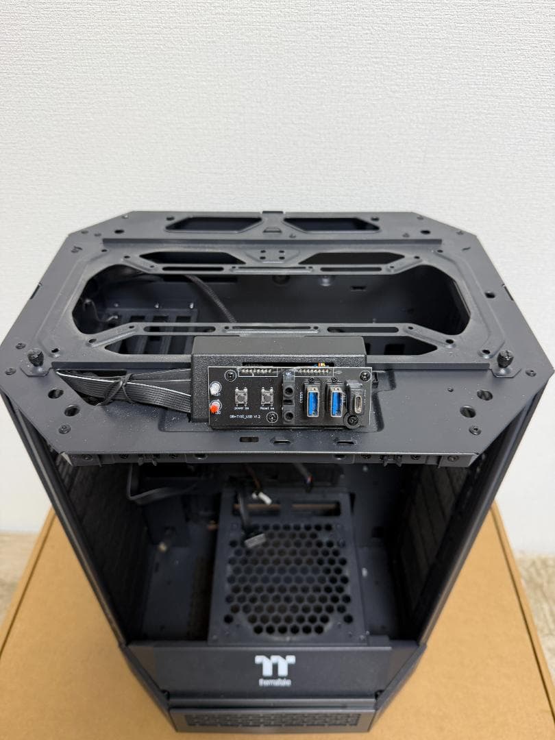 PCケース(自作PC用) The Tower 250 Black