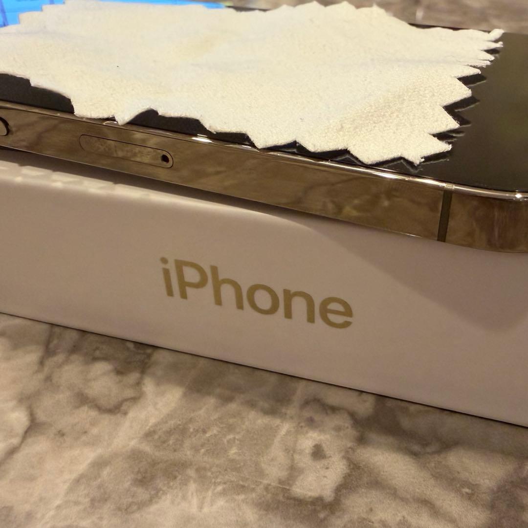 Apple iPhone 14 Pro ゴールド 本体　SIMフリー