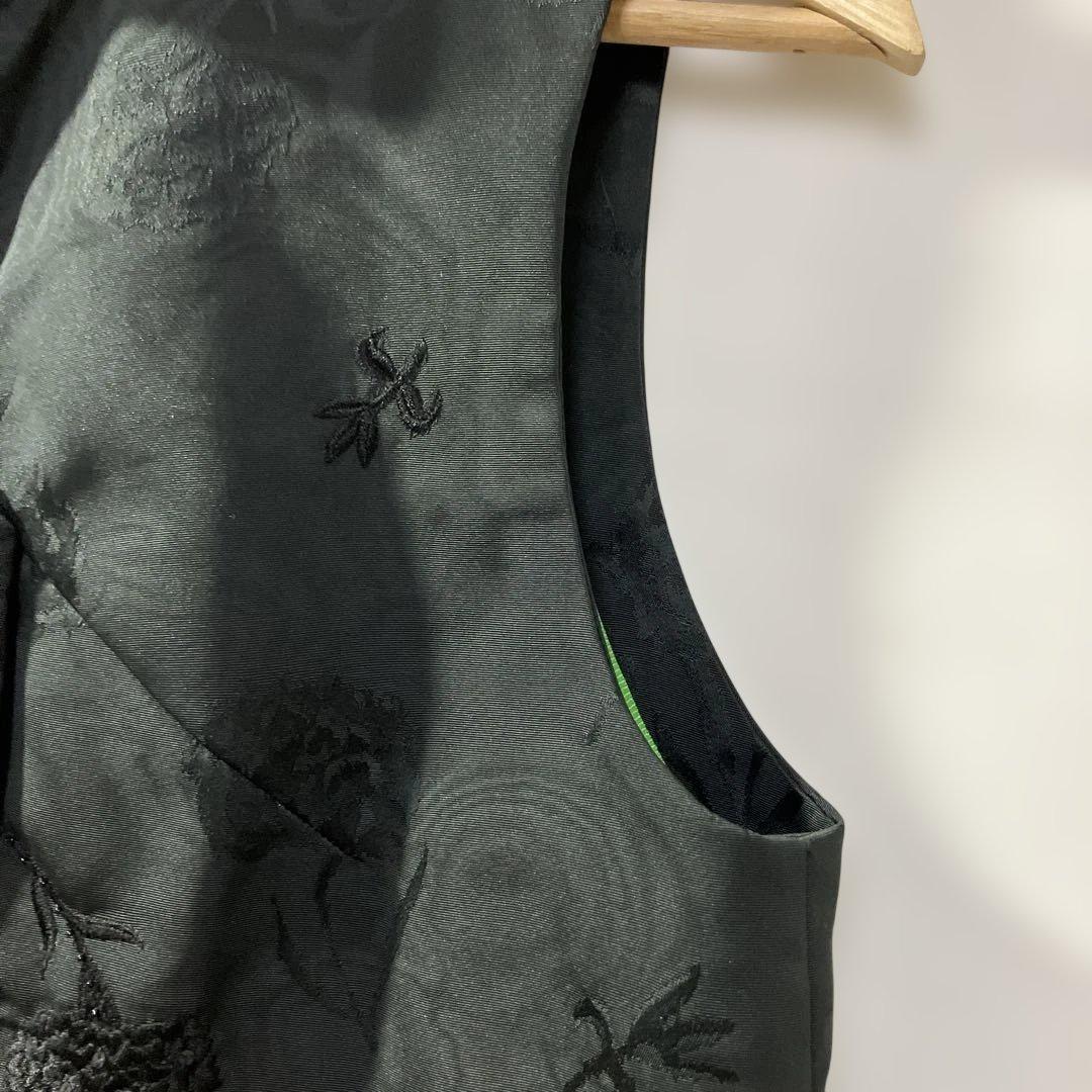 シャッツィ・チェン／刺繍　ベスト　ジレ シルク混