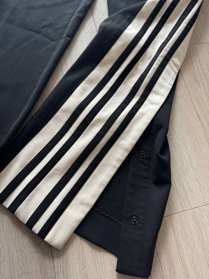 バレンシアガ BALENCIAGA サイドライン パンツ 黒✖️白 アディダス