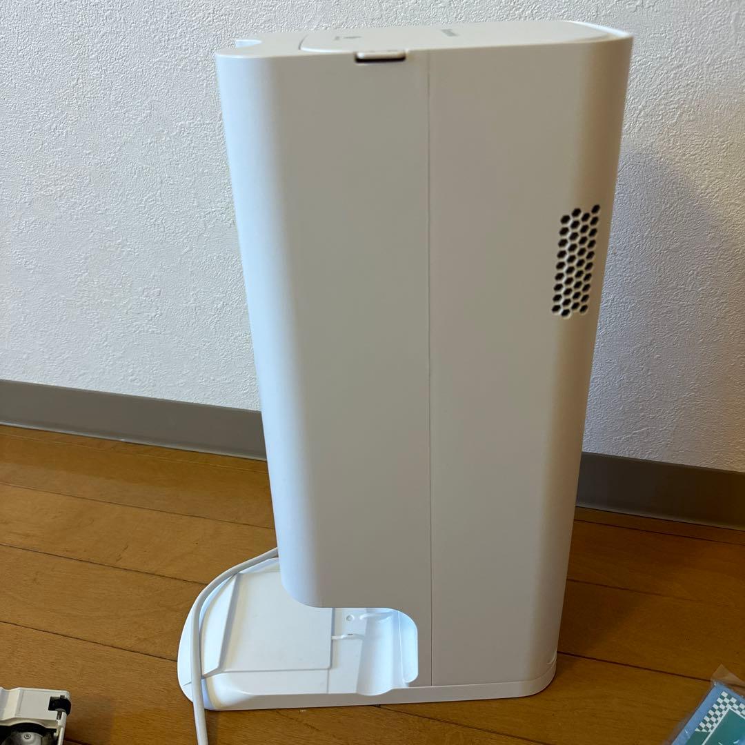 2024年製Panasonic AVA79V-1U コードレス掃除機