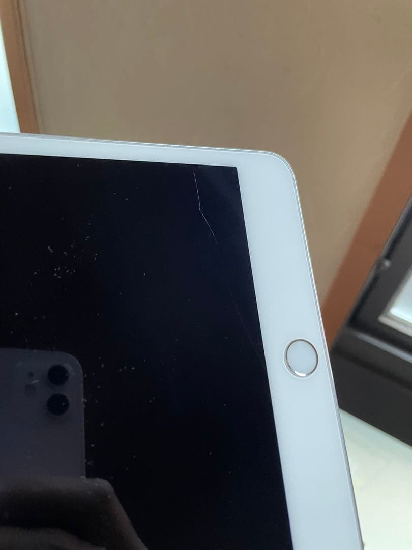 ★超美品★iPad mini 4 セルラー 128GB シルバー 容量97%