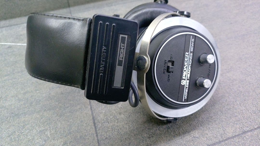 Sew-5 ワイヤレスヘッドフォン & TM-5 ラジオトランスミッター　OD7