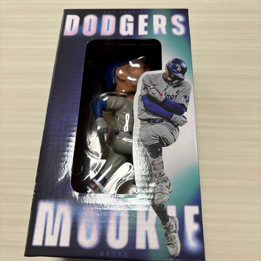 ドジャース　ベッツ　ボブルヘッドフィギュア（新品）