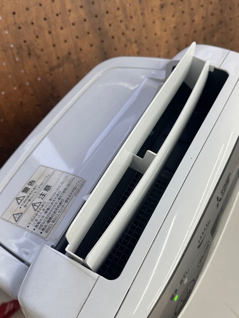 三菱電機 コンプレッサー式衣類乾燥除湿機 SARARI MJ-P180SX