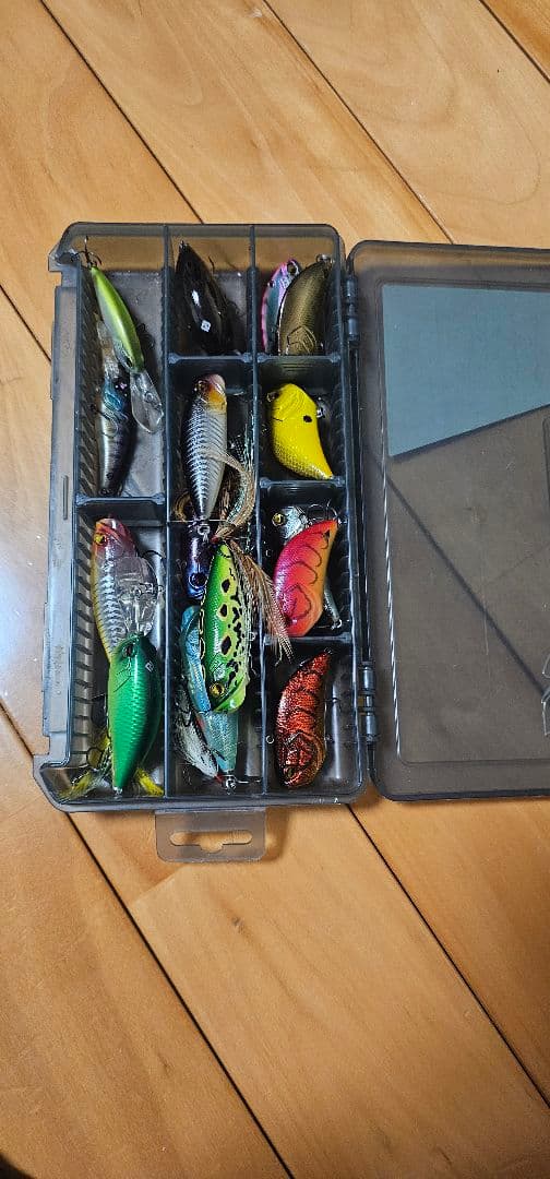 レイドジャパン　レベルバイブ、ツーサイド、レベルクランク、レベルシャッド