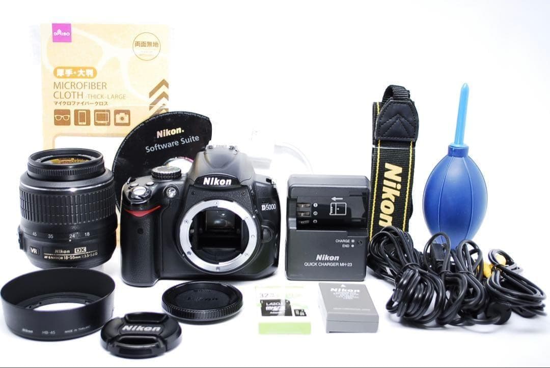 コンディション良好✨Nikon D5000✨ 手ぶれ補正レンズ付✨一眼レフ✨