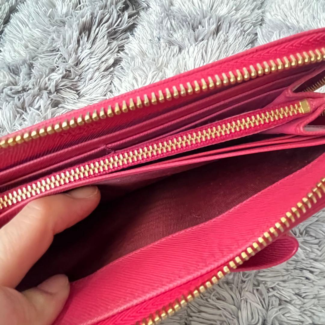 美品✨プラダ　L字ファスナー　サフィアーノ　長財布　フィオッコ　リボン　ピンク