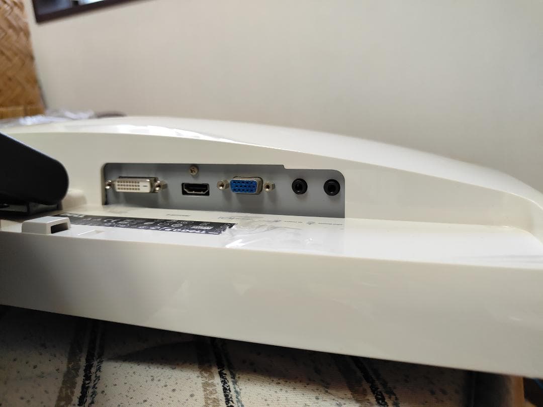 Dell ディスプレイ 本体 24インチディスプレイ ST2410b