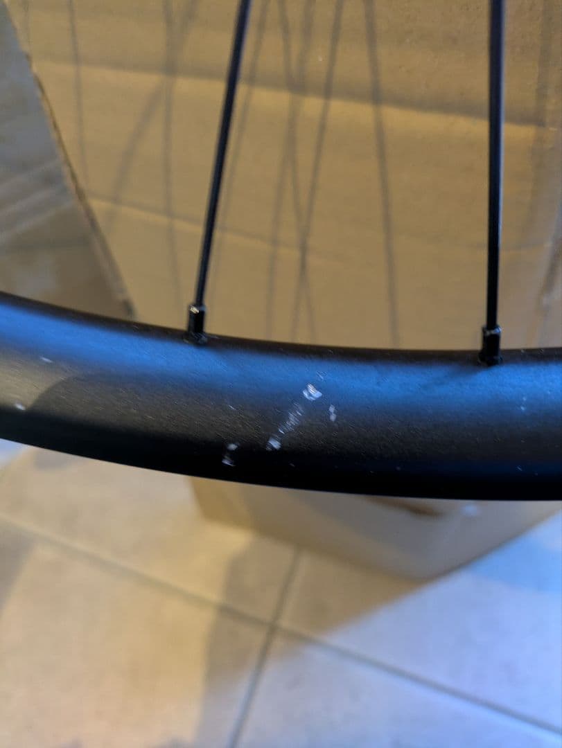 Kuwaharaディアボロ　 Stans　Flow　mk4手組み29erホイール