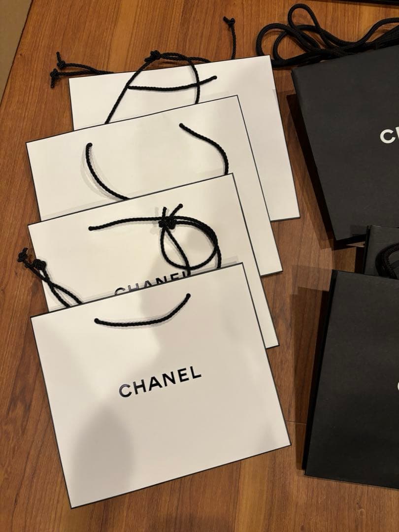 c*_様 シャネル紙袋　40枚セット