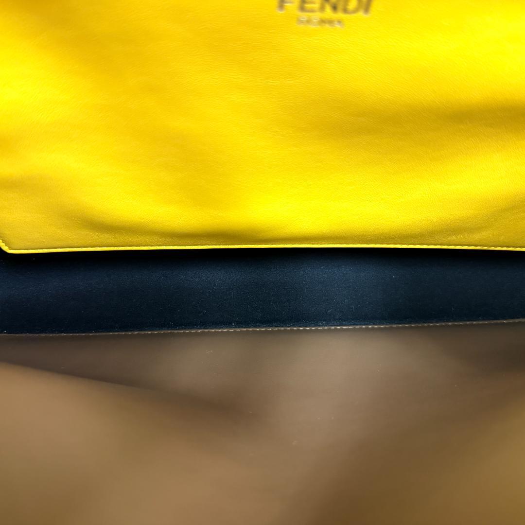 M6938 フェンディ ピーカブー アイシーユー ブラック バッグ 7VA529