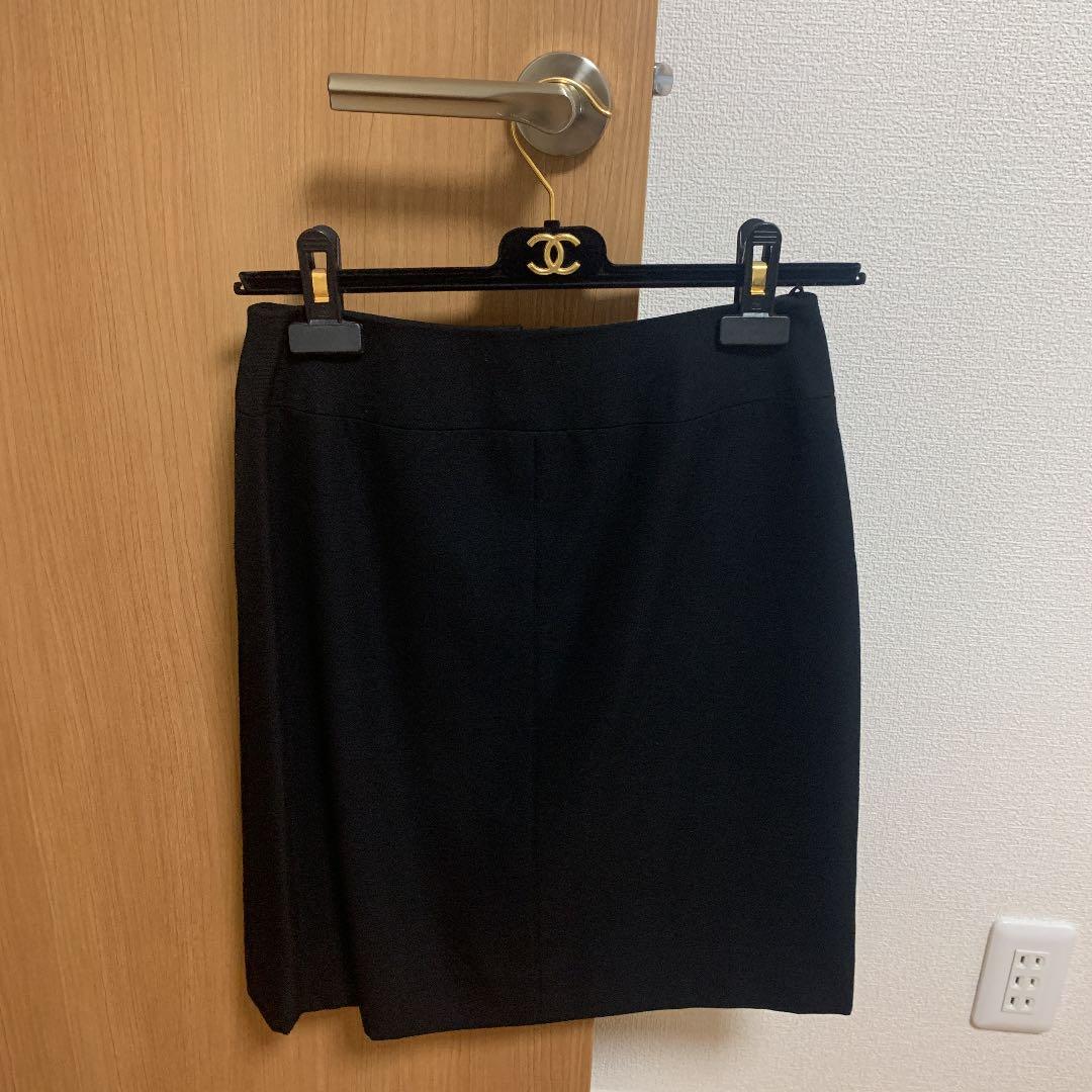 CHANEL シャネルスーツ黒　レディース スカートスーツ