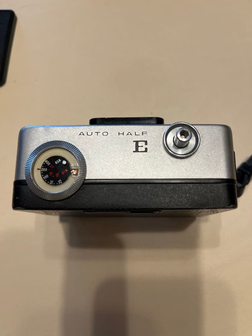フィルムカメラ RICOH AUTO HALF E