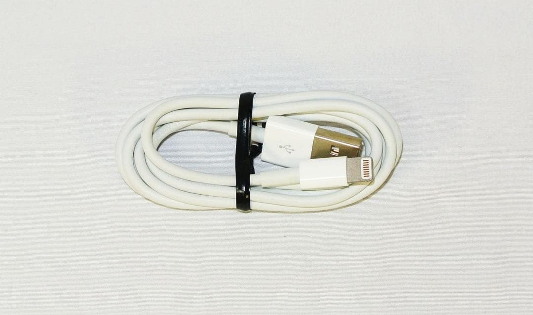 Apple iPad(第6世代) 9.7インチMR7F2J/A Wi-Fi中古品