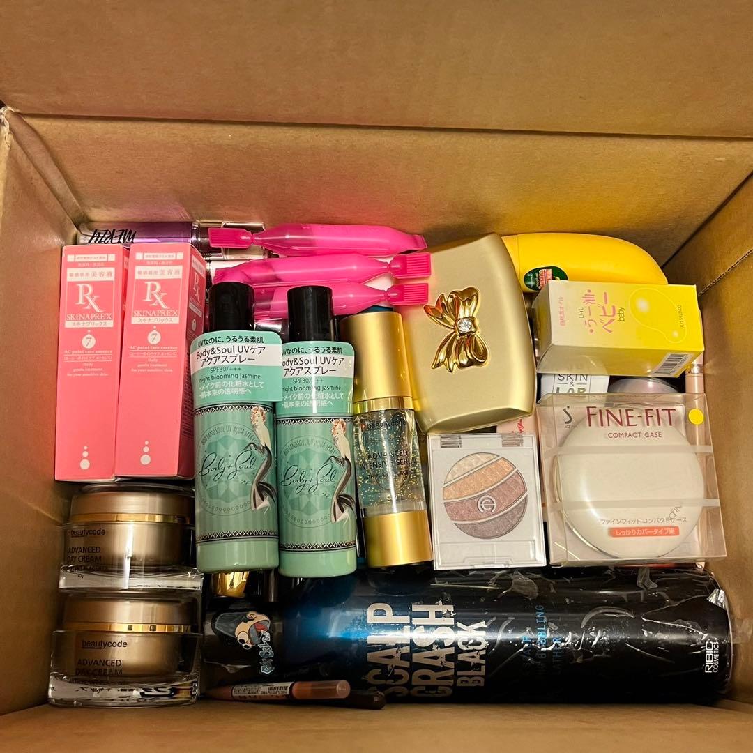 CHANEL ランコム YSLなど化粧品大量まとめ売り