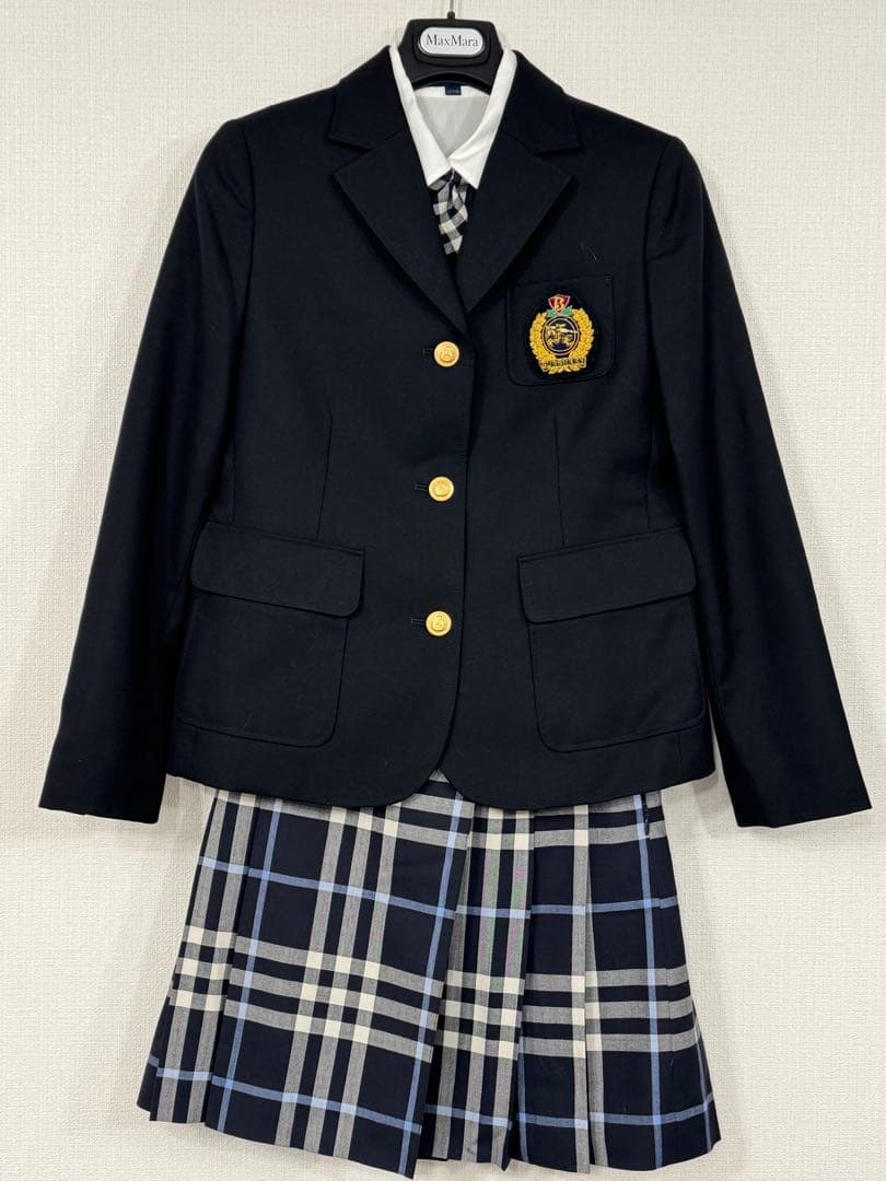 150cm バーバリー　スーツ　中学受験・卒業式