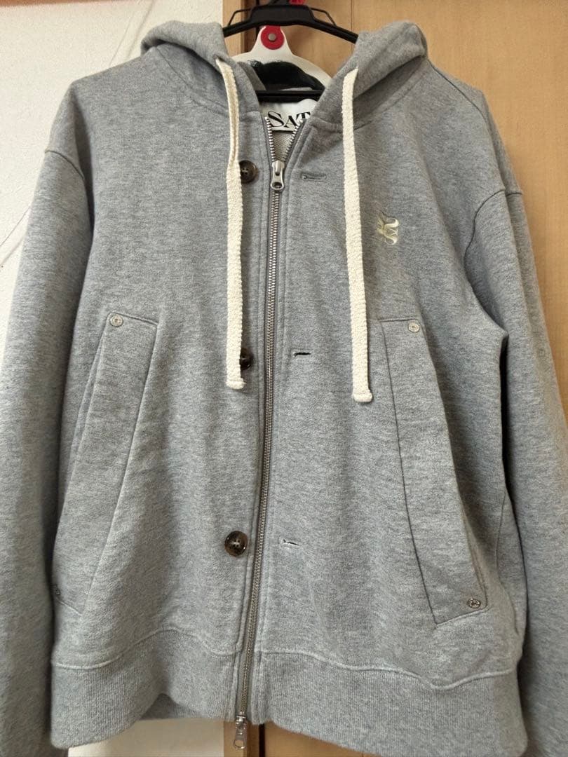 Satur グレー　パーカー　M