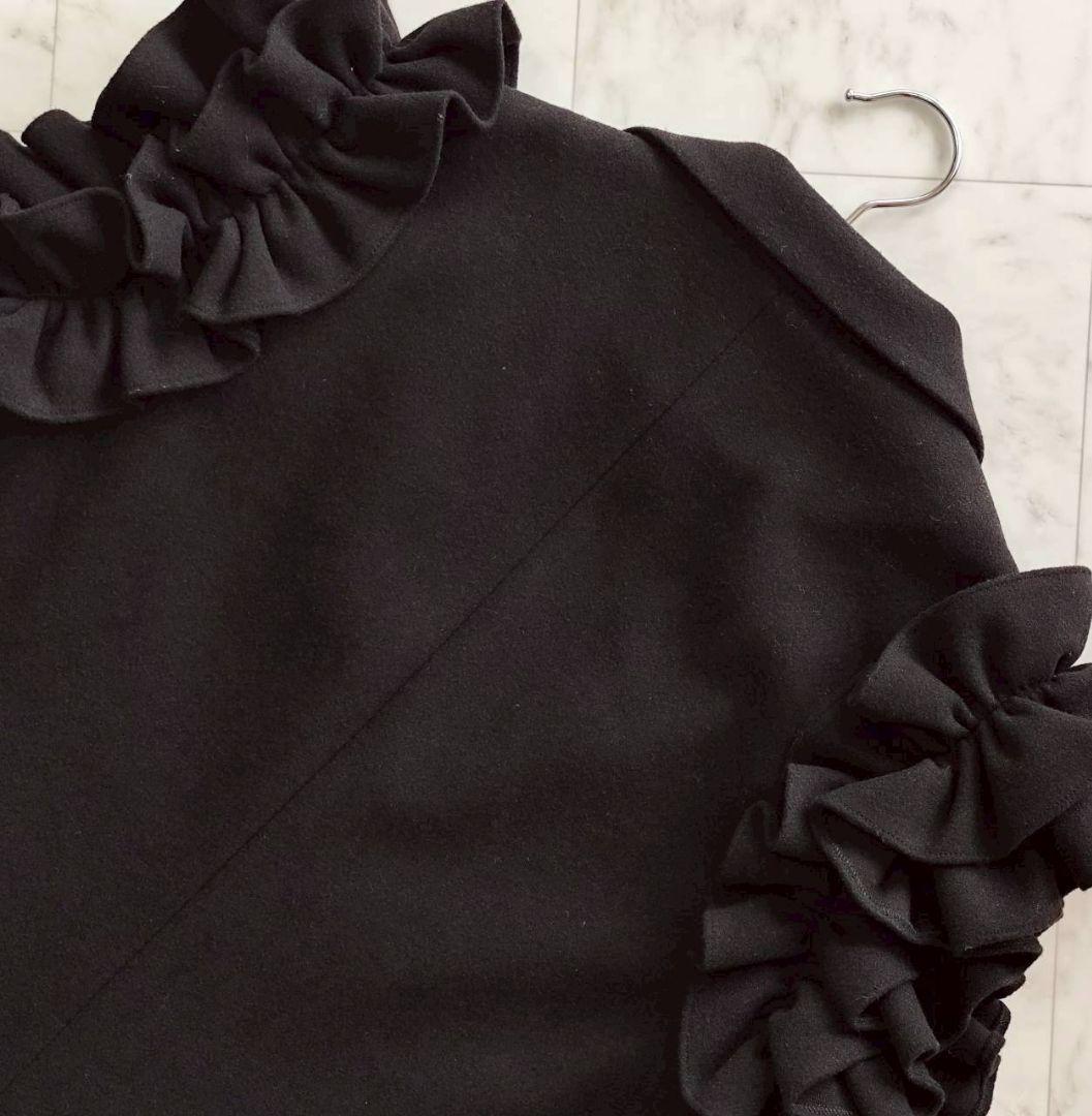 hue day to evening FRILL SLEEVE GILET ジレ