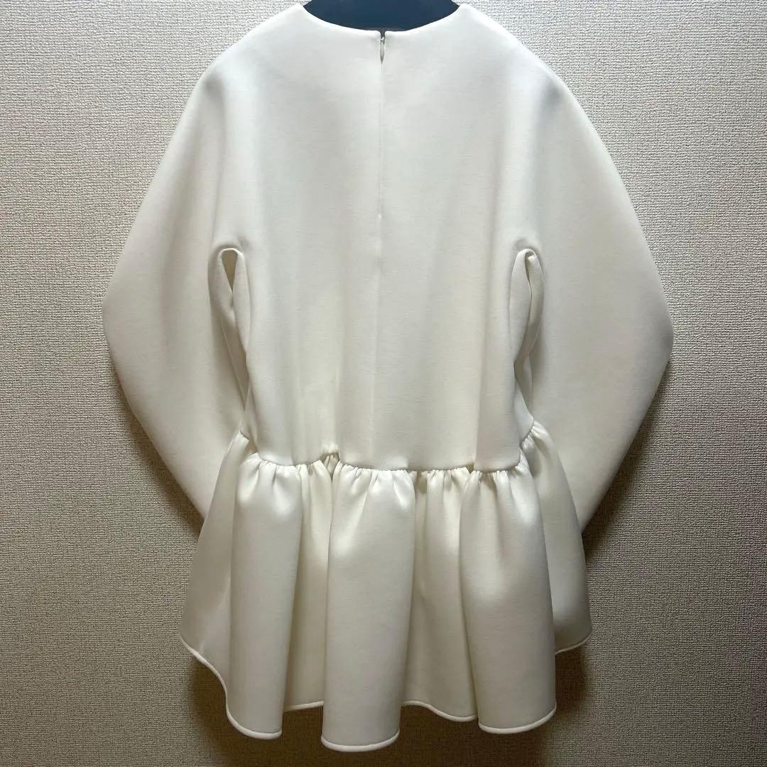 新品未使用ツルバイマリコオイカワ♡ペプラムトップス　キリル