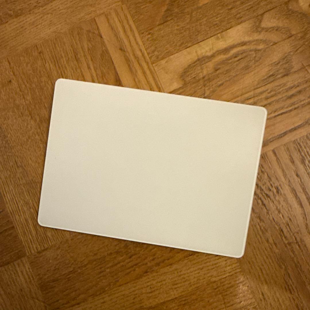 Apple Magic Trackpad ホワイト