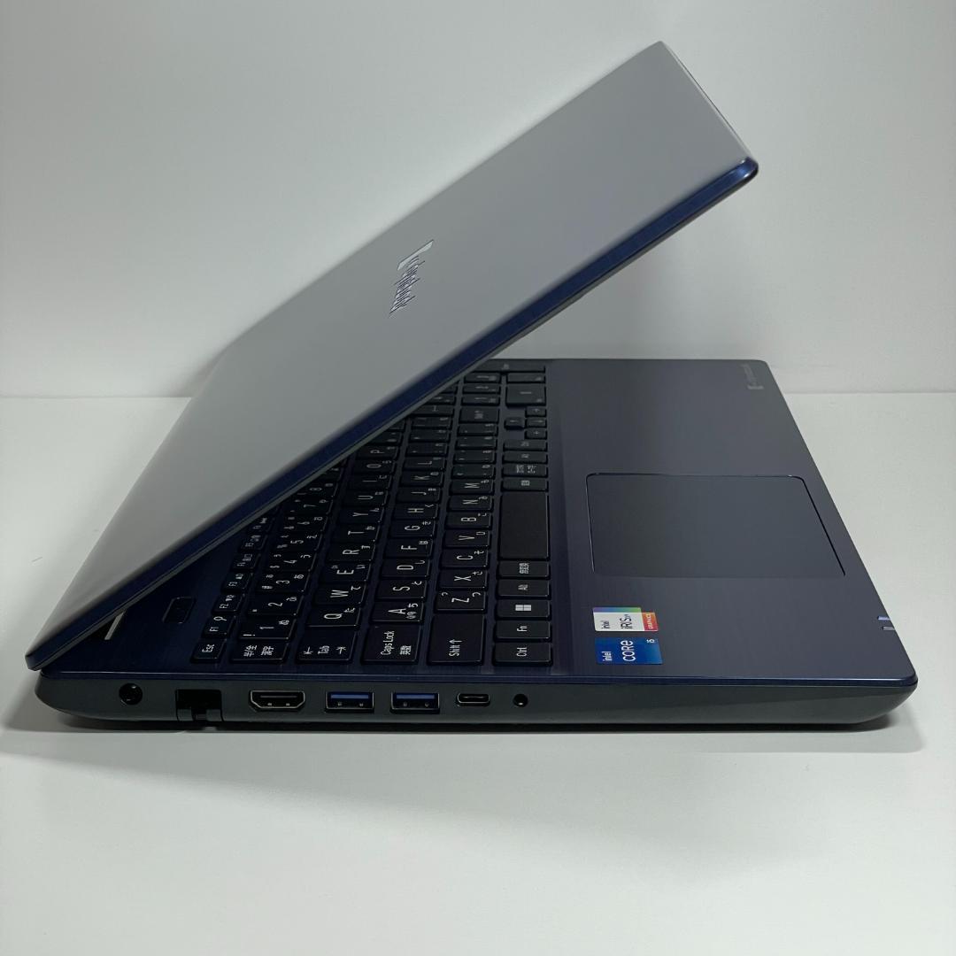 ★極美品★東芝 Dynabook 第13世代i5 メモリ16GB ノートPC