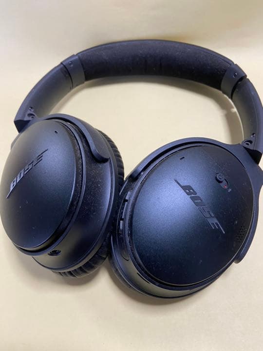 ノイズキャセリングヘッドホンBOSE QUIETCOMFORT 35 BLACK