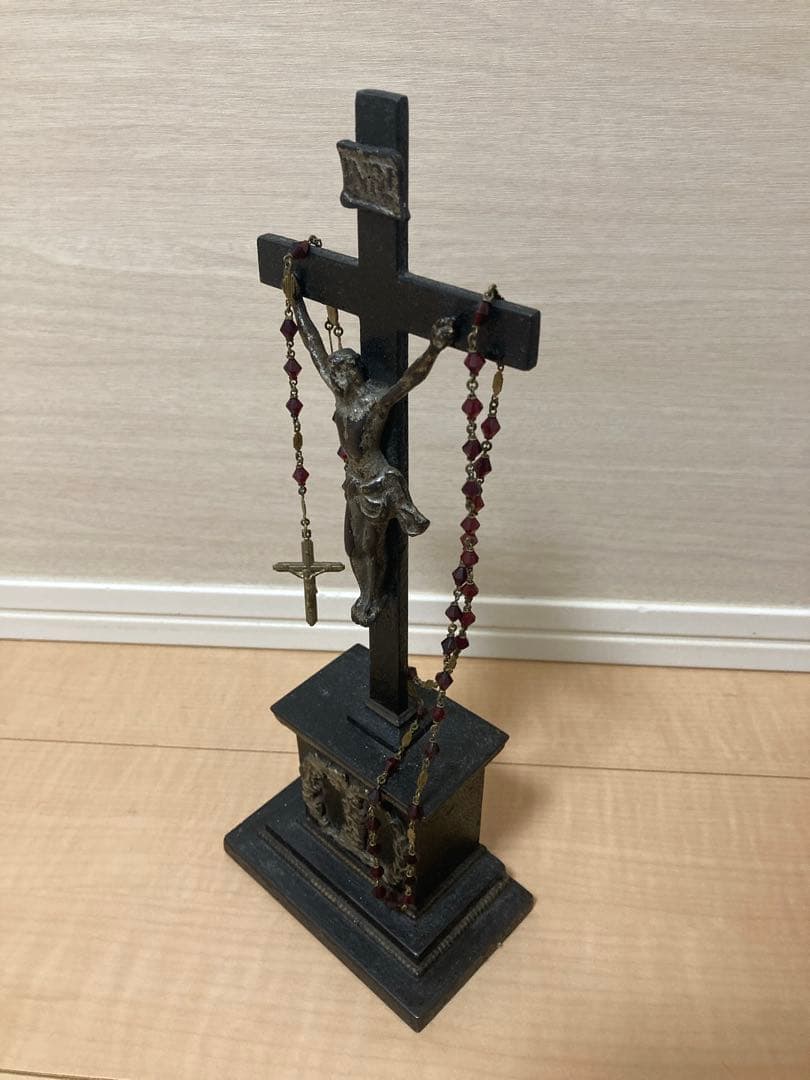 テ*ア様 【アンティーク】金属製 十字架 イエス像 ロザリオ付き