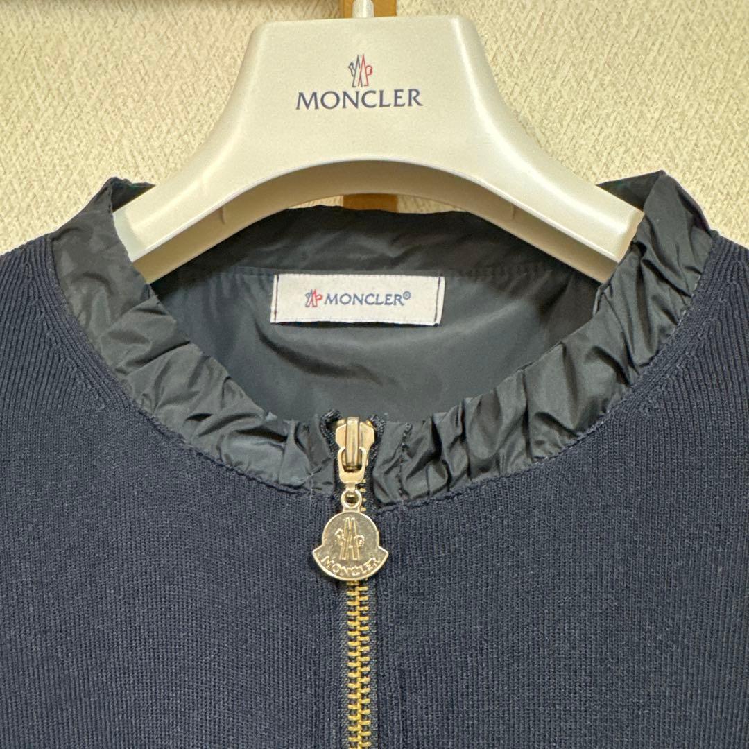 MONCLERモンクレール／カーディガン・紺色