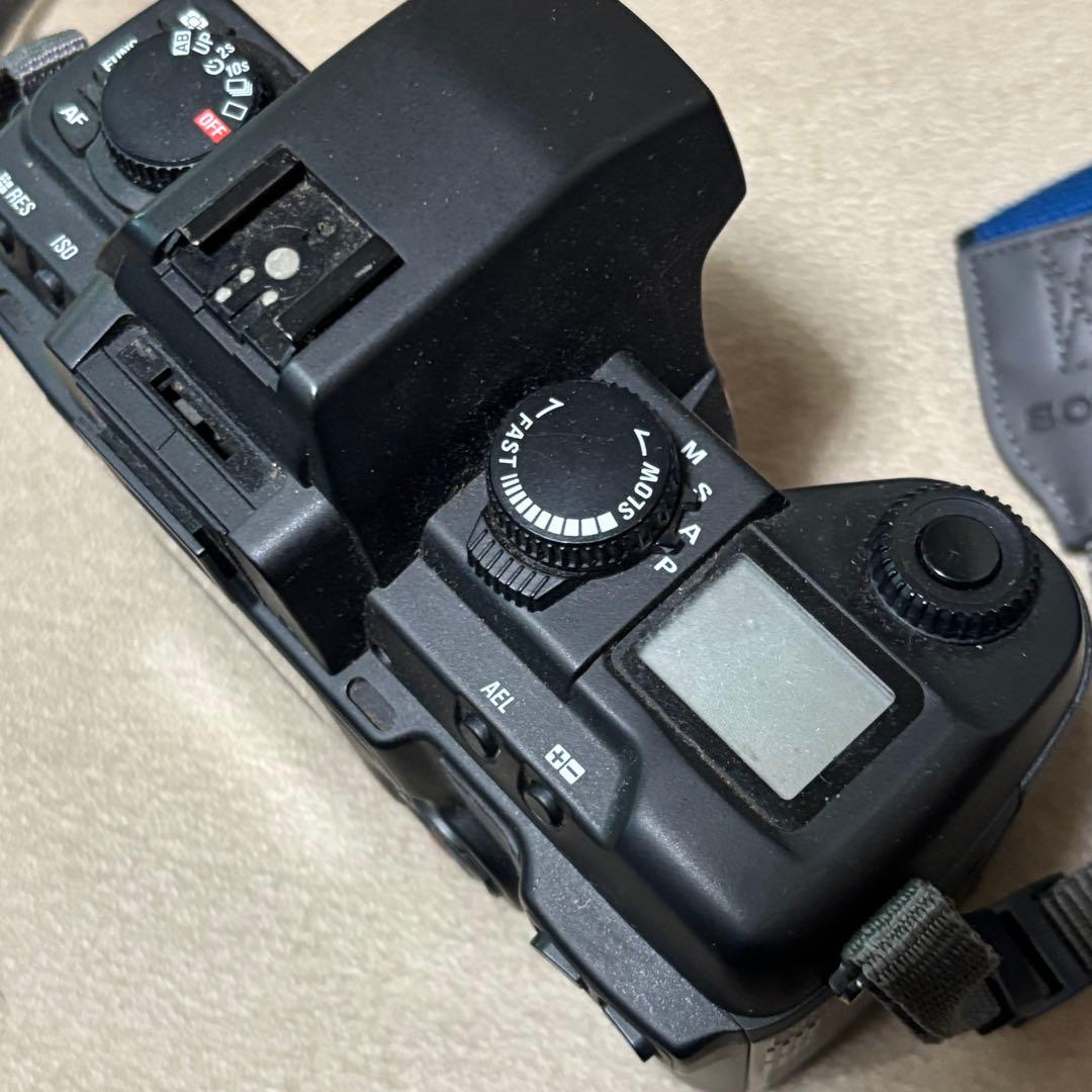 SIGMA SD9 + AF 17-35mm aspherical SAマウント