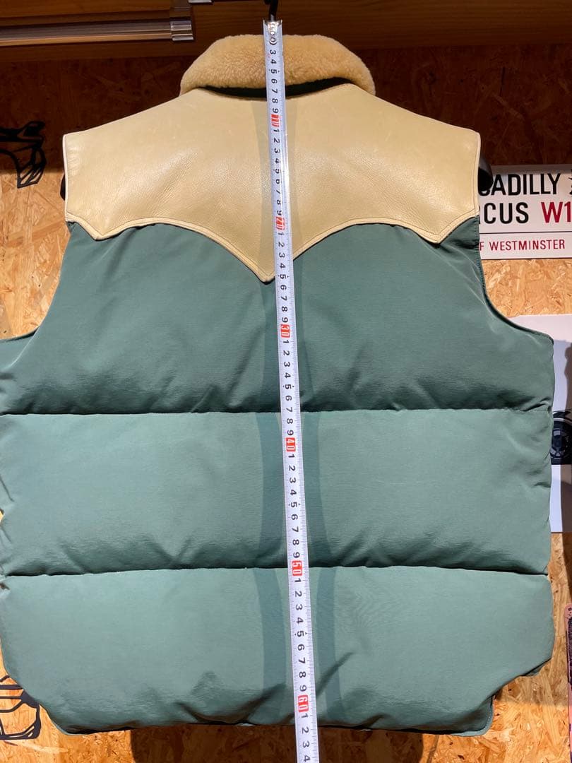 シュガーケーン　ダウンベスト 美品Ｌボア付き