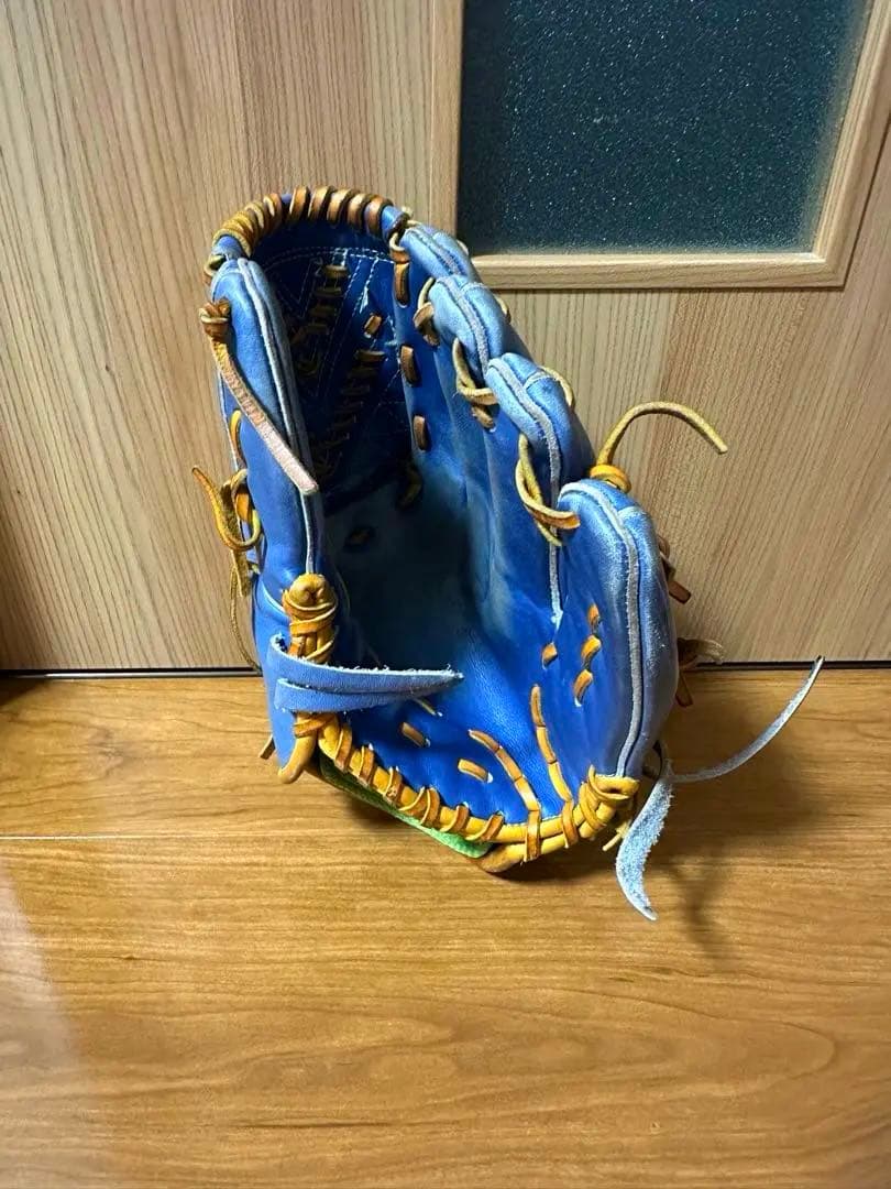 アクセフベルガード 投手用グラブ