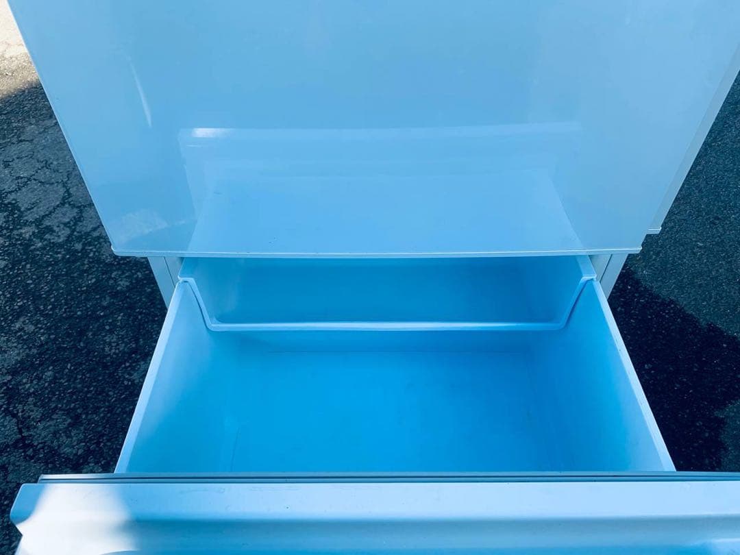 送料設置無料　MITSUBISHI ノンフロン冷凍冷蔵庫　MR-CX33FL-W