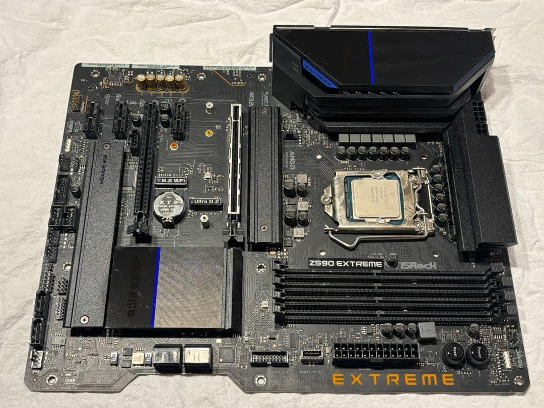 ASRock Z590 EXTREME マザーボード