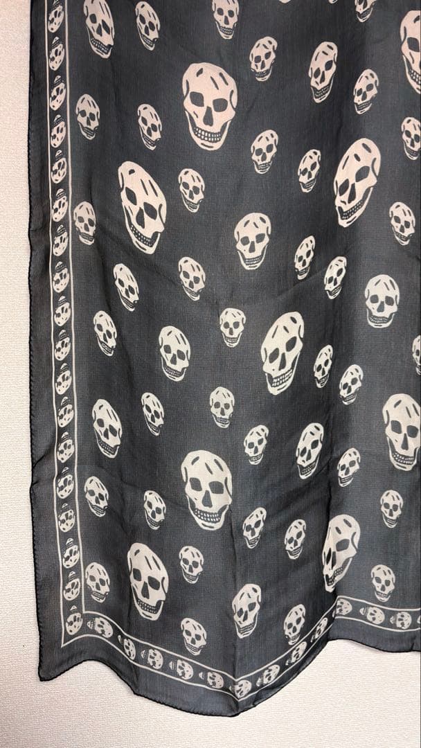 わ*様 Alexander McQueenスカル シルクスカーフ ストール ヴ