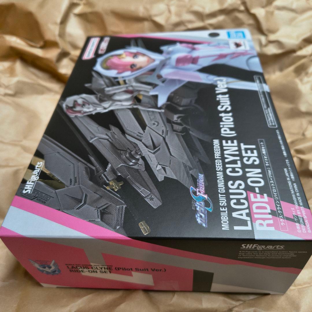 S.H.Figuarts ラクス・クライン（パイロットスーツVer.）ライドオン