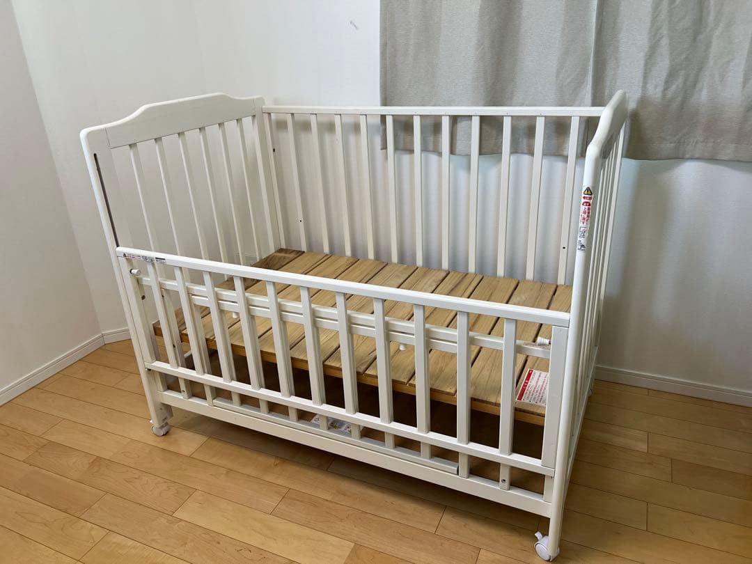 ゆう ベビーベッド、マットレス、バウンサー、おふろマットなど　引き取りのみ