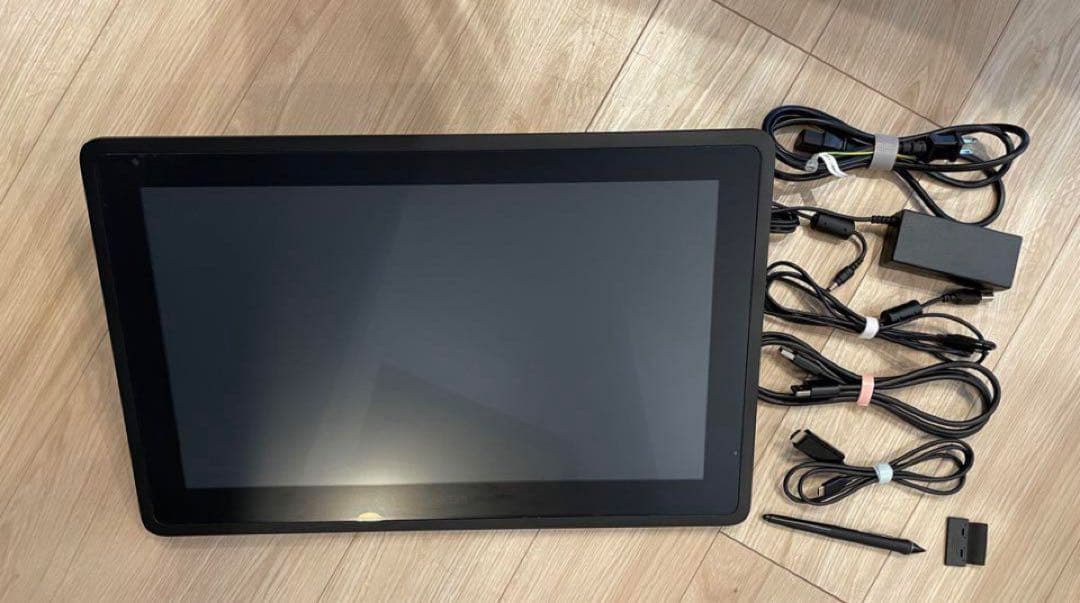 Wacom Cintiq 22 FHD 液晶ペンタブレット DTK2260K1D