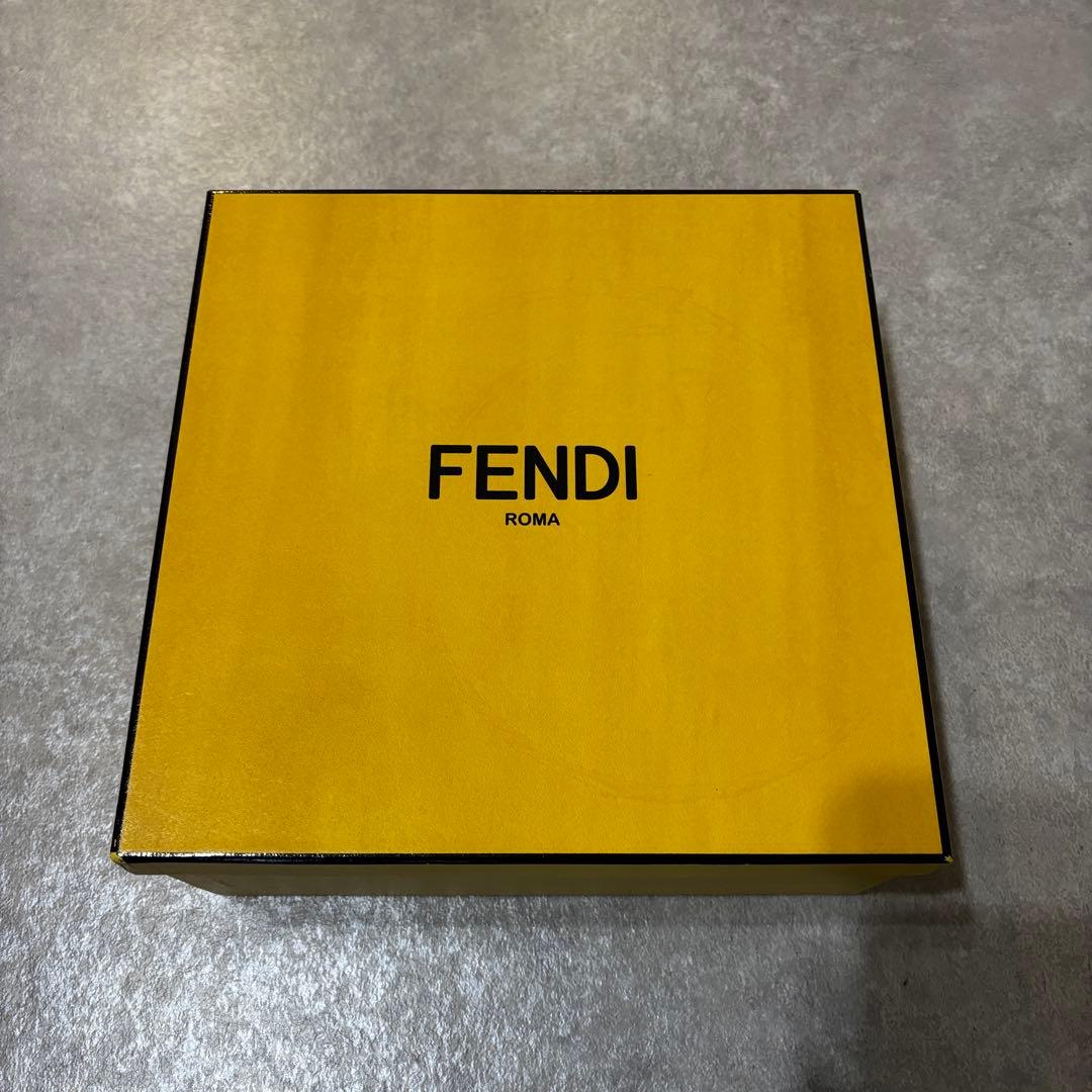 【新品未使用】FENDI × 24BOTTLES コラボ ステンレスボトル